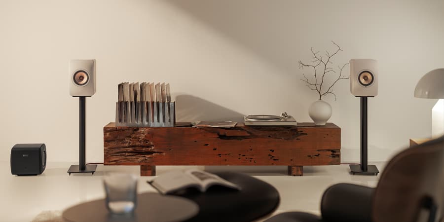 Son et design : deux nouvelles finitions pour la collection LS50