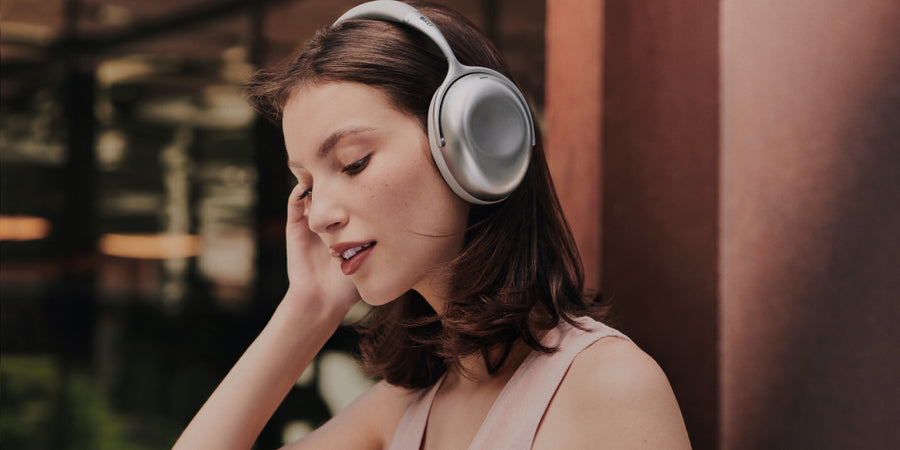 KEF Lance Le Casque Sans Fil À Réduction de Bruit Mu7 Conçu Par Ross Lovegrove